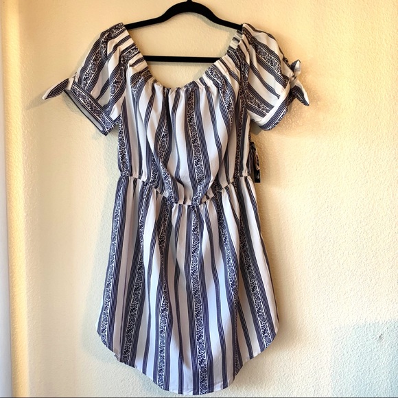 Hint of Blush Dresses & Skirts - NWT Off Shoulder Pinstripe Floral Dress